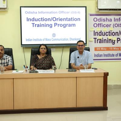 IIMC Vice Chancellor Calls Upon OIS Officers to Uphold Integrity and Public-Centric Communication